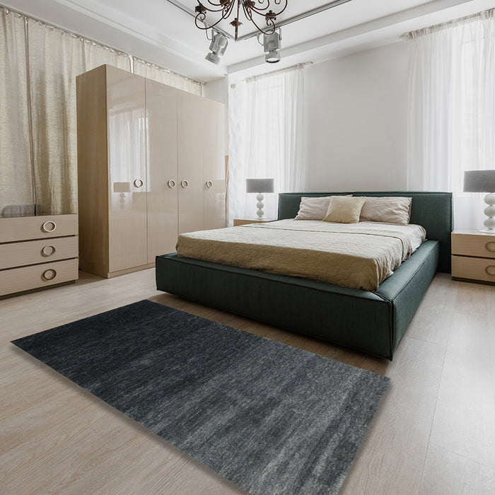 Contemporary Charcoal Black Modern Rug in a Bedroom, con1791
