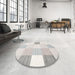 Round Contemporary Silver Pink Modern Rug in a Office, con1804