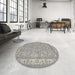 Round Contemporary Granite Gray Modern Rug in a Office, con180