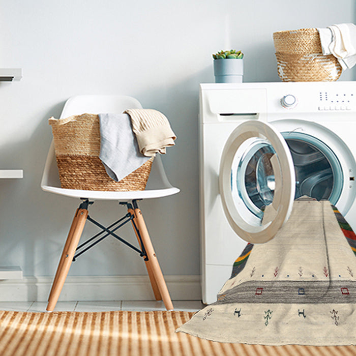 Machine Washable Contemporary Gold Rug in a Washing Machine, wshcon1967