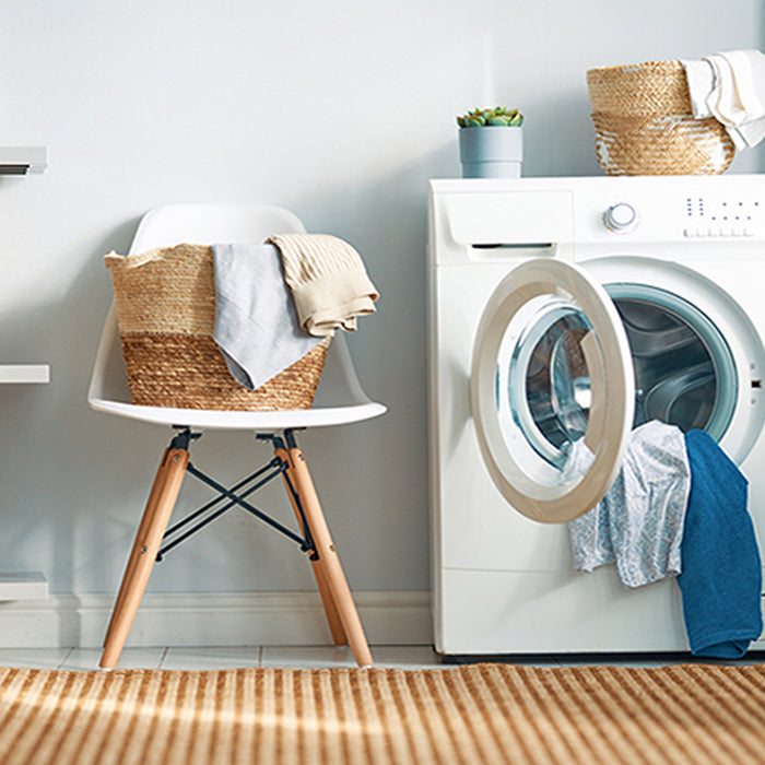 Contemporary Orange Abstract Machine Washable Rug in a Family Room, wshcon1