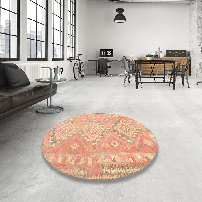 Round Machine Washable Contemporary Mango Orange Rug in a Office, wshcon2027