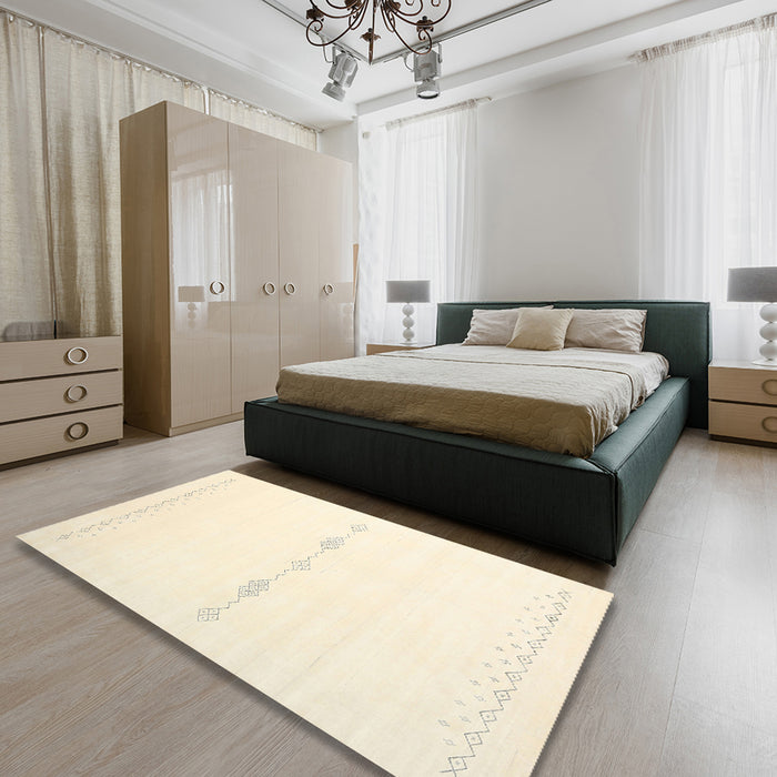 Machine Washable Contemporary Vanilla Gold Rug in a Bedroom, wshcon2029