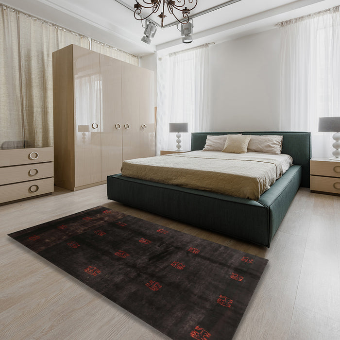 Contemporary Charcoal Black Modern Rug in a Bedroom, con2033