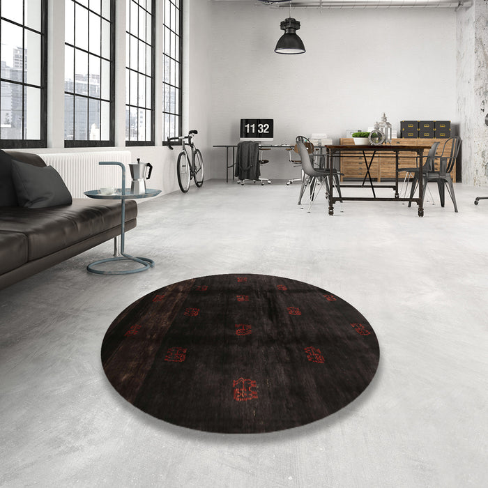 Round Contemporary Charcoal Black Modern Rug in a Office, con2033