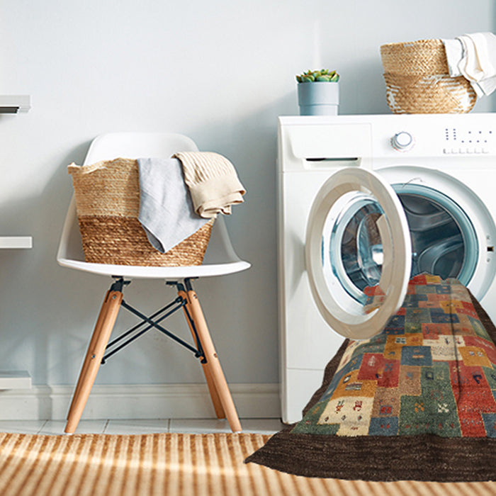 Machine Washable Contemporary Dark Almond Brown Rug in a Washing Machine, wshcon2046