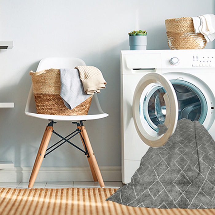 Machine Washable Contemporary Dark Gray Rug in a Washing Machine, wshcon2086