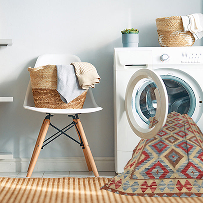 Machine Washable Contemporary Brown Rug in a Washing Machine, wshcon2206