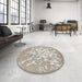 Round Contemporary Pale Silver Gray Modern Rug in a Office, con2264