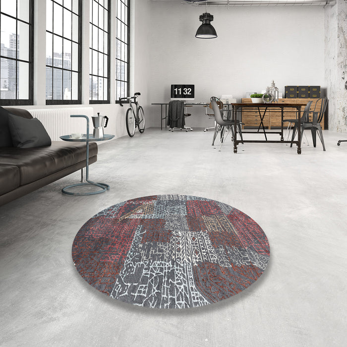 Round Contemporary Rosy Purple Patchwork Rug in a Office, con2276