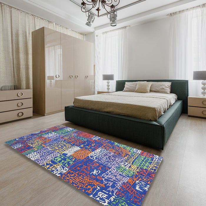 Contemporary Dark Gray Patchwork Rug in a Bedroom, con2289