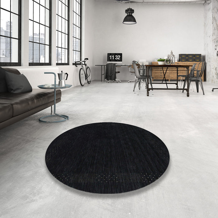 Round Contemporary Black Modern Rug in a Office, con2370