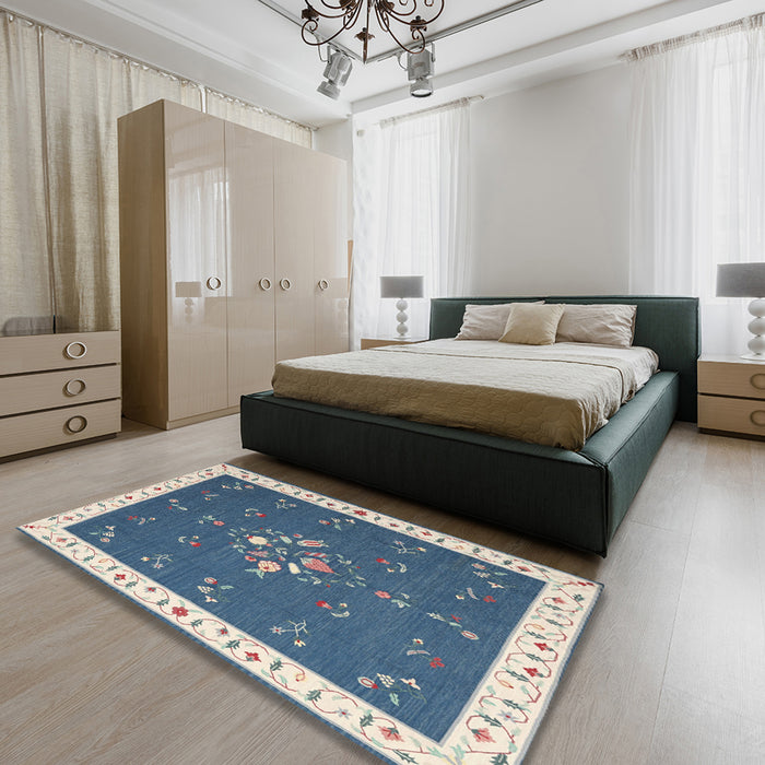 Contemporary Dark Gray Modern Rug in a Bedroom, con2434