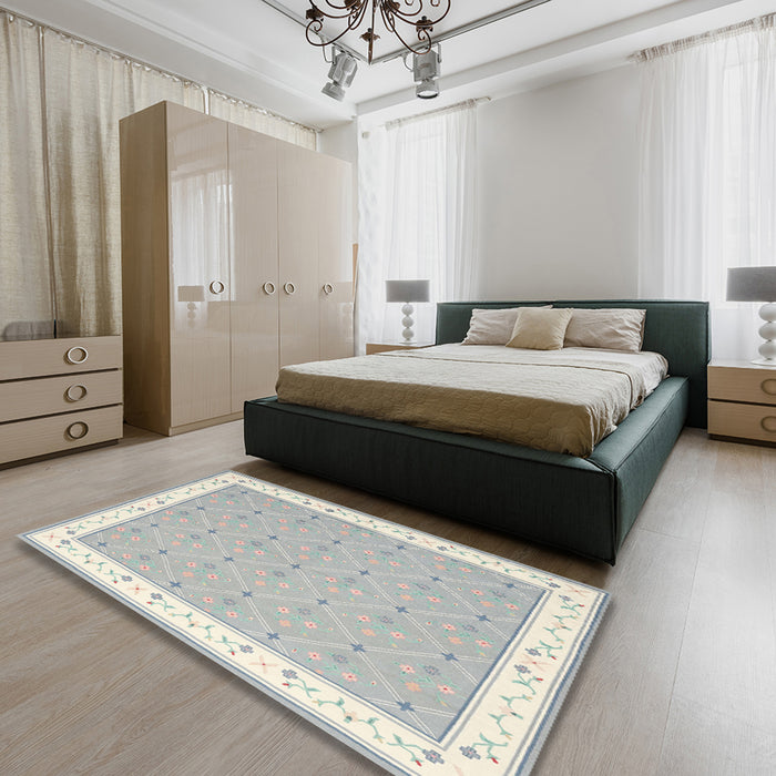 Contemporary Dark Gray Modern Rug in a Bedroom, con2436