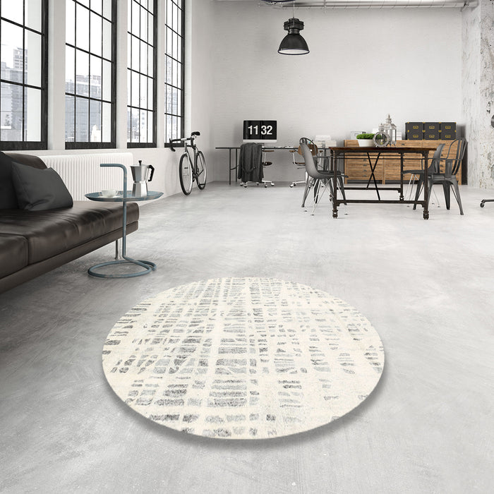 Round Contemporary Soft Ivory Beige Solid Rug in a Office, con2599