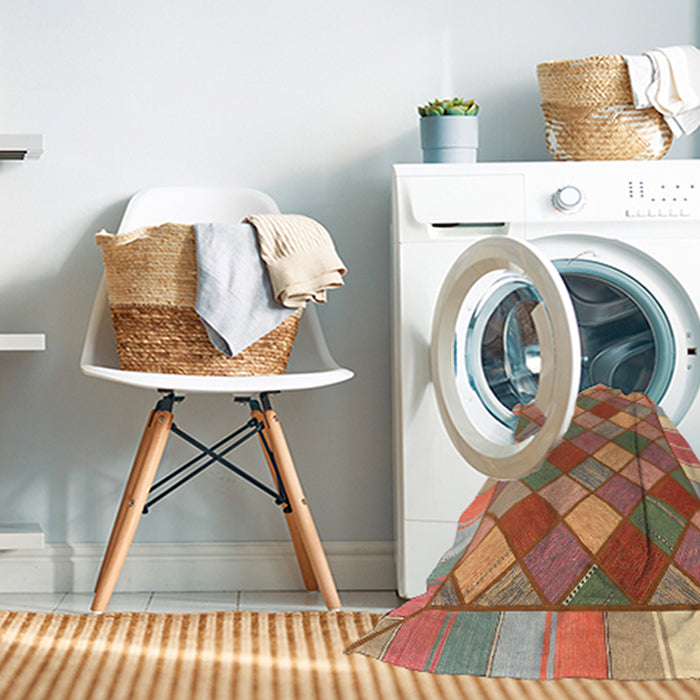 Machine Washable Contemporary Camel Brown Rug in a Washing Machine, wshcon2639