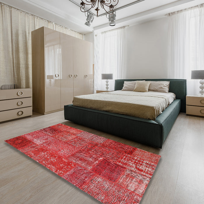 Contemporary Red Patchwork Rug in a Bedroom, con2684