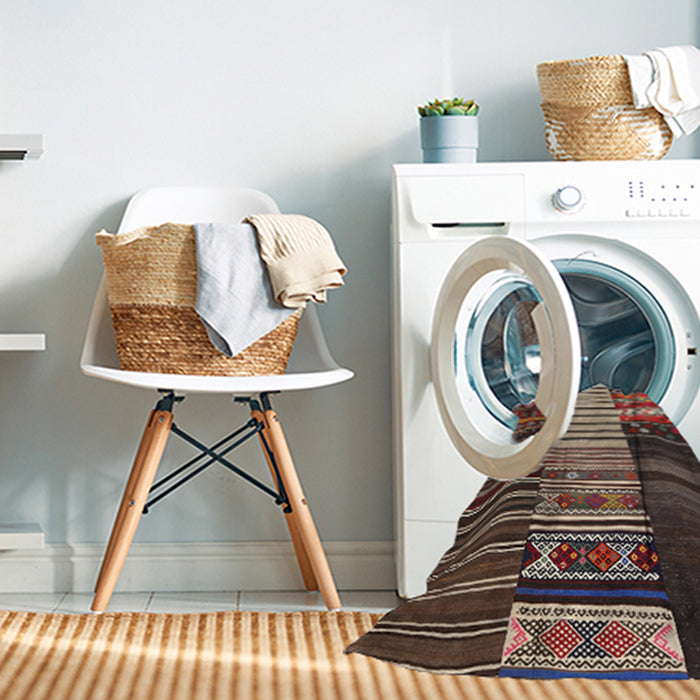 Machine Washable Contemporary Brown Rug in a Washing Machine, wshcon2706