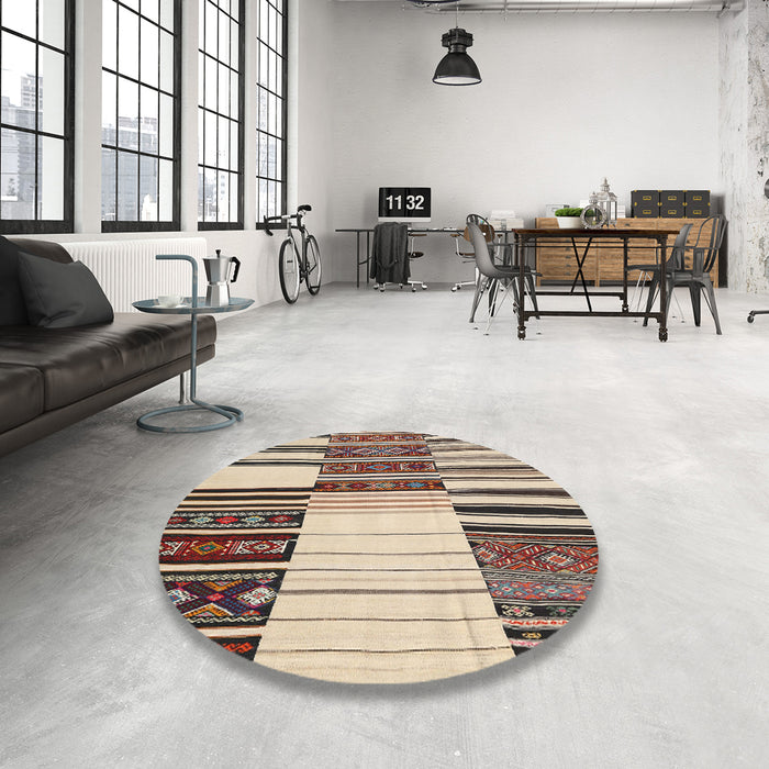 Round Contemporary Reddish Brown Patchwork Rug in a Office, con2709