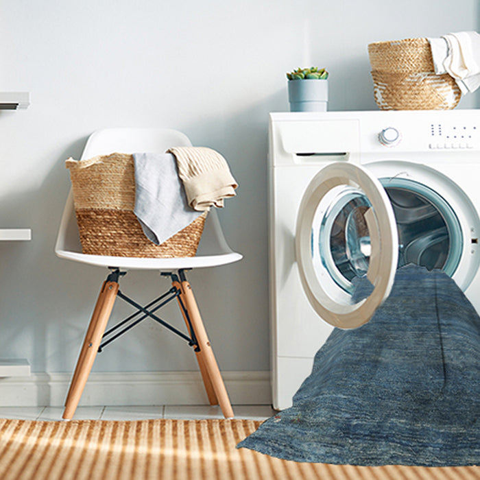 Machine Washable Contemporary Blue Rug in a Washing Machine, wshcon2734