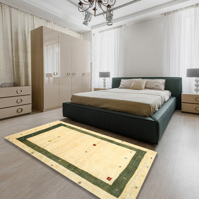 Machine Washable Contemporary Brass Green Rug in a Bedroom, wshcon2810