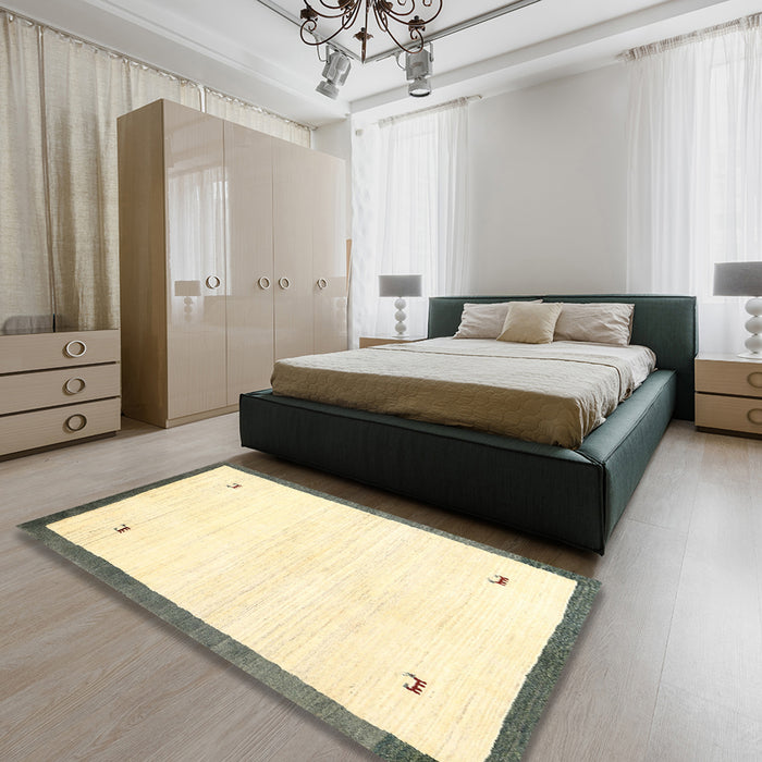 Contemporary Dark Khaki Green Solid Rug in a Bedroom, con2815