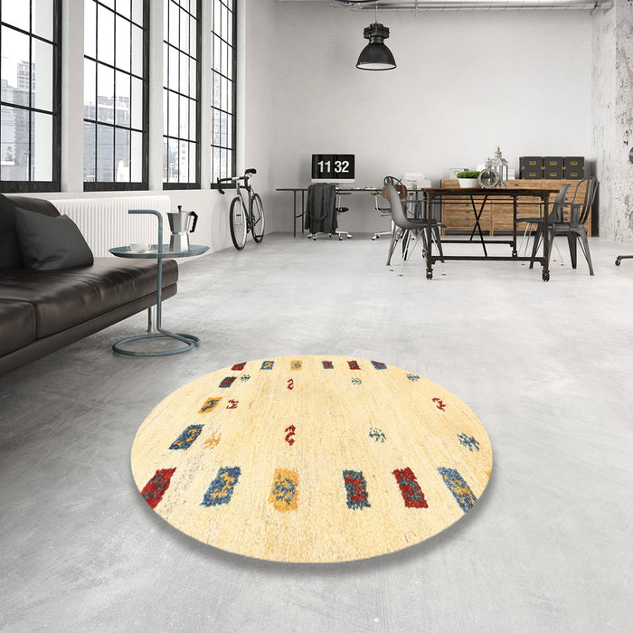 Round Machine Washable Contemporary Sun Yellow Rug in a Office, wshcon2858