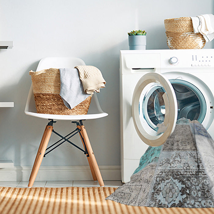 Machine Washable Contemporary Gainsboro Gray Rug in a Washing Machine, wshcon2868