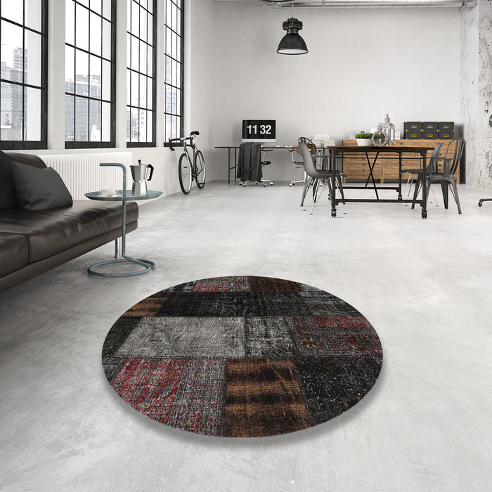 Round Machine Washable Contemporary Carbon Gray Rug in a Office, wshcon2869