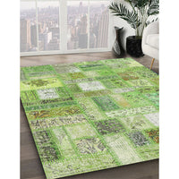 Contemporary Green Patchwork Rug, con2908