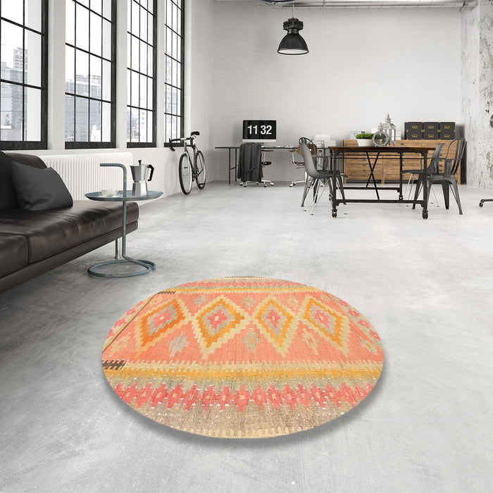 Round Contemporary Orange Oriental Rug in a Office, con2999