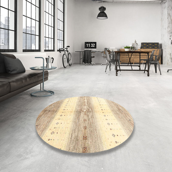 Round Machine Washable Contemporary Khaki Gold Rug in a Office, wshcon3013