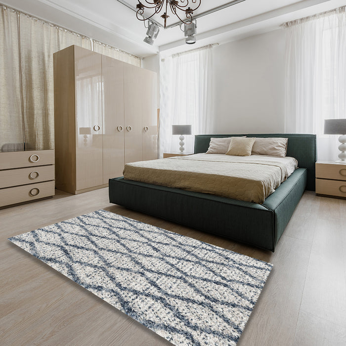 Machine Washable Contemporary Light Gray Rug in a Bedroom, wshcon3028