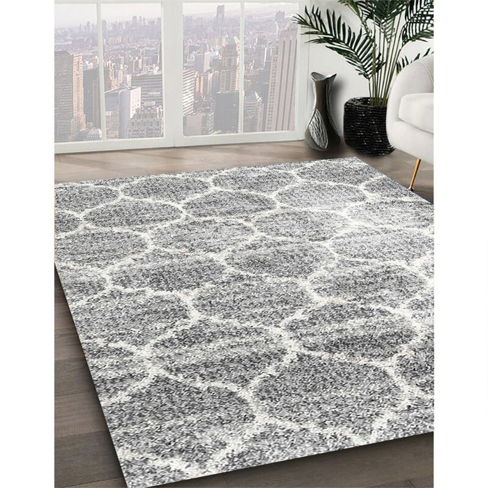 Contemporary Light Gray Abstract Machine Washable Rug in a Family Room, wshcon3035