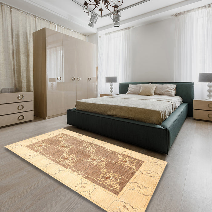 Contemporary Sand Brown Modern Rug in a Bedroom, con305