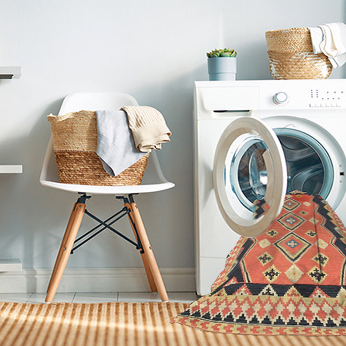 Machine Washable Contemporary Sand Brown Rug in a Washing Machine, wshcon3082