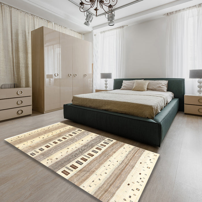 Contemporary Golden Blonde Gold Solid Rug in a Bedroom, con318