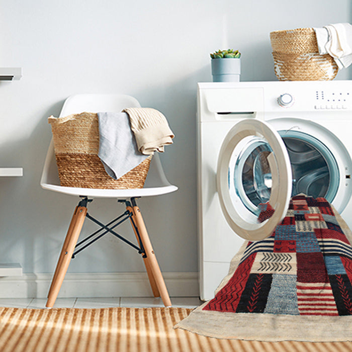 Machine Washable Contemporary Saffron Red Rug in a Washing Machine, wshcon321