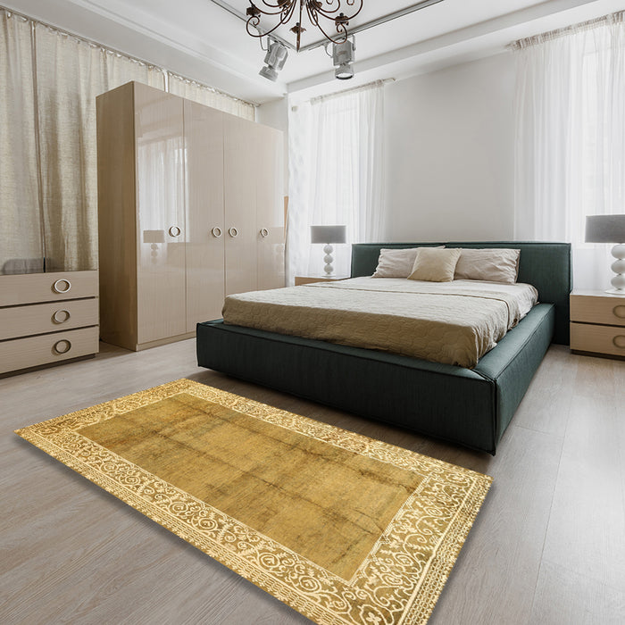 Contemporary Sedona Brown Modern Rug in a Bedroom, con338