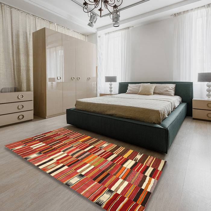 Machine Washable Contemporary Peru Brown Rug in a Bedroom, wshcon395