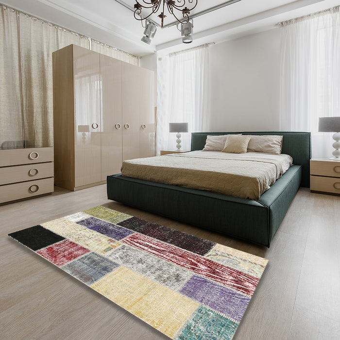 Machine Washable Contemporary Desert Sand Beige Rug in a Bedroom, wshcon404