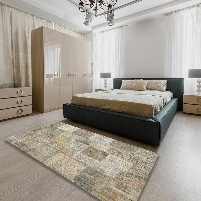 Contemporary Khaki Green Patchwork Rug in a Bedroom, con434