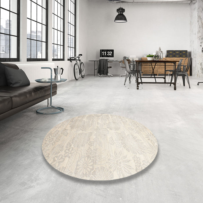 Round Machine Washable Contemporary Gold Rug in a Office, wshcon500