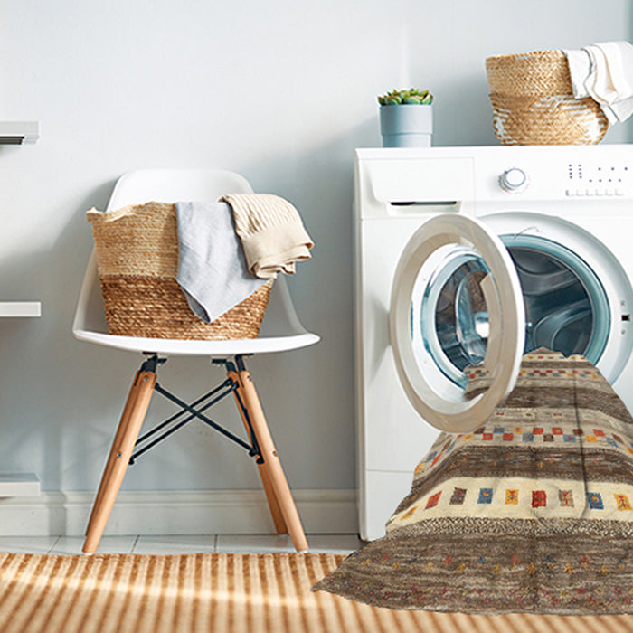 Machine Washable Contemporary Sienna Brown Rug in a Washing Machine, wshcon514