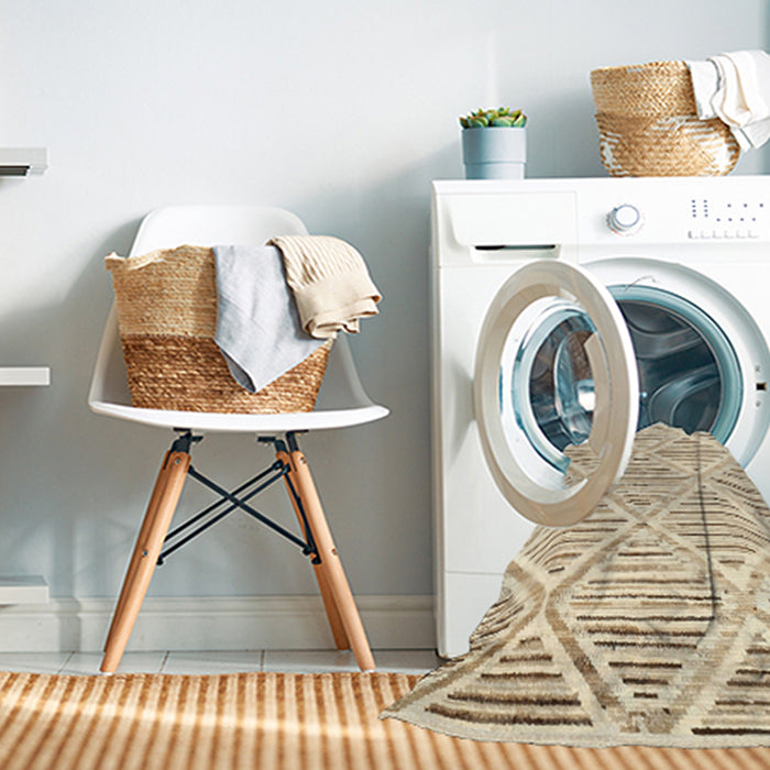 Machine Washable Contemporary Gold Rug in a Washing Machine, wshcon520