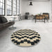 Round Contemporary Brown Modern Rug in a Office, con526