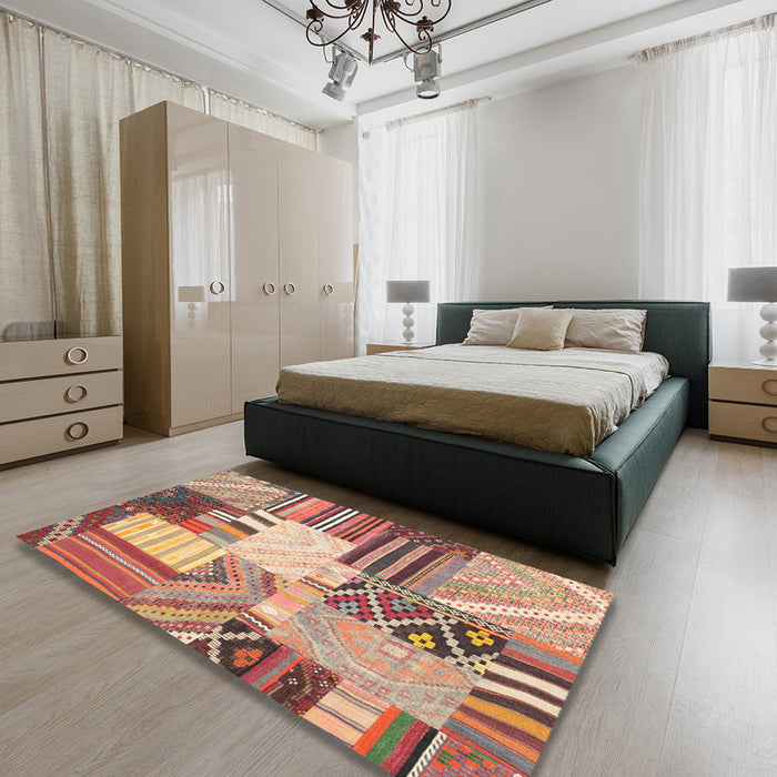 Contemporary Chestnut Red Patchwork Rug in a Bedroom, con560