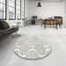 Round Contemporary Gunmetal Gray Modern Rug in a Office, con566