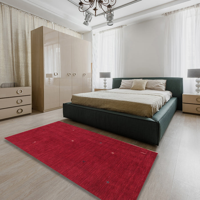 Machine Washable Contemporary Red Rug in a Bedroom, wshcon567
