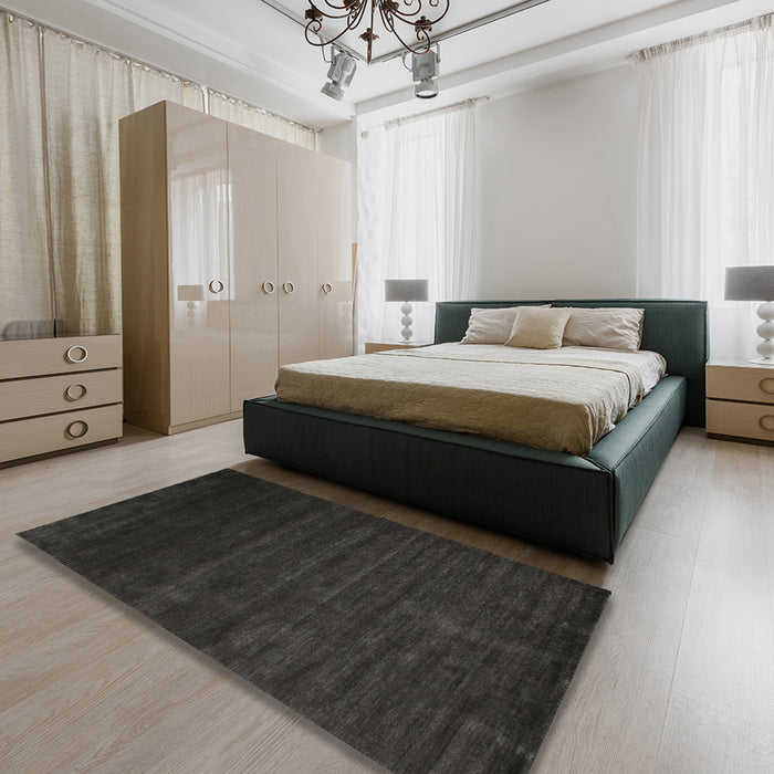 Contemporary Charcoal Black Modern Rug in a Bedroom, con57